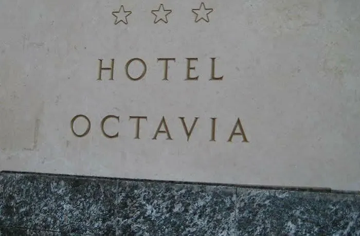 Octavia Hotel