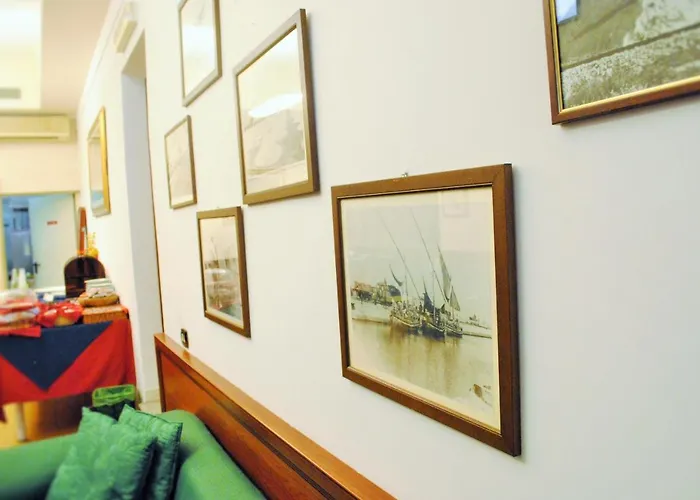 Octavia Hotel 3*