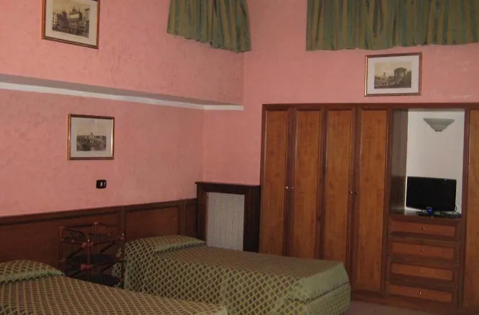 Octavia Hotel Roma